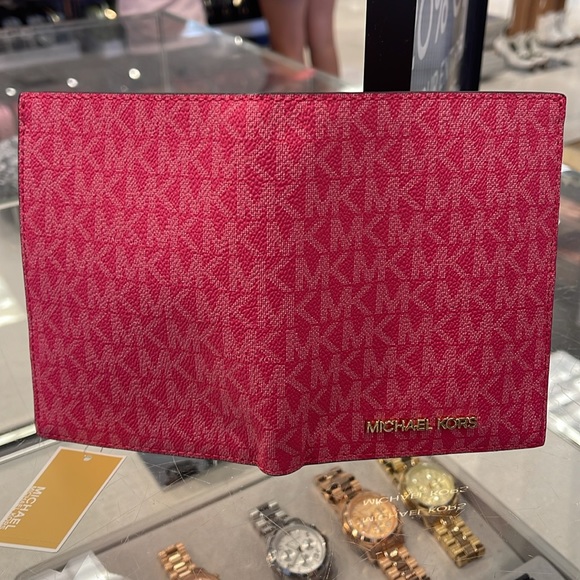 Michael Kors Jet Set Travel Passport Wallet
Electric Pink Signature NWT - Picture 9 of 16